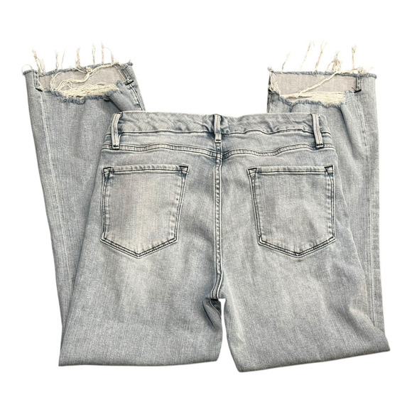 FRAME Denim Light Wash Distressed Hem Crop Jeans - Picture 7 of 12